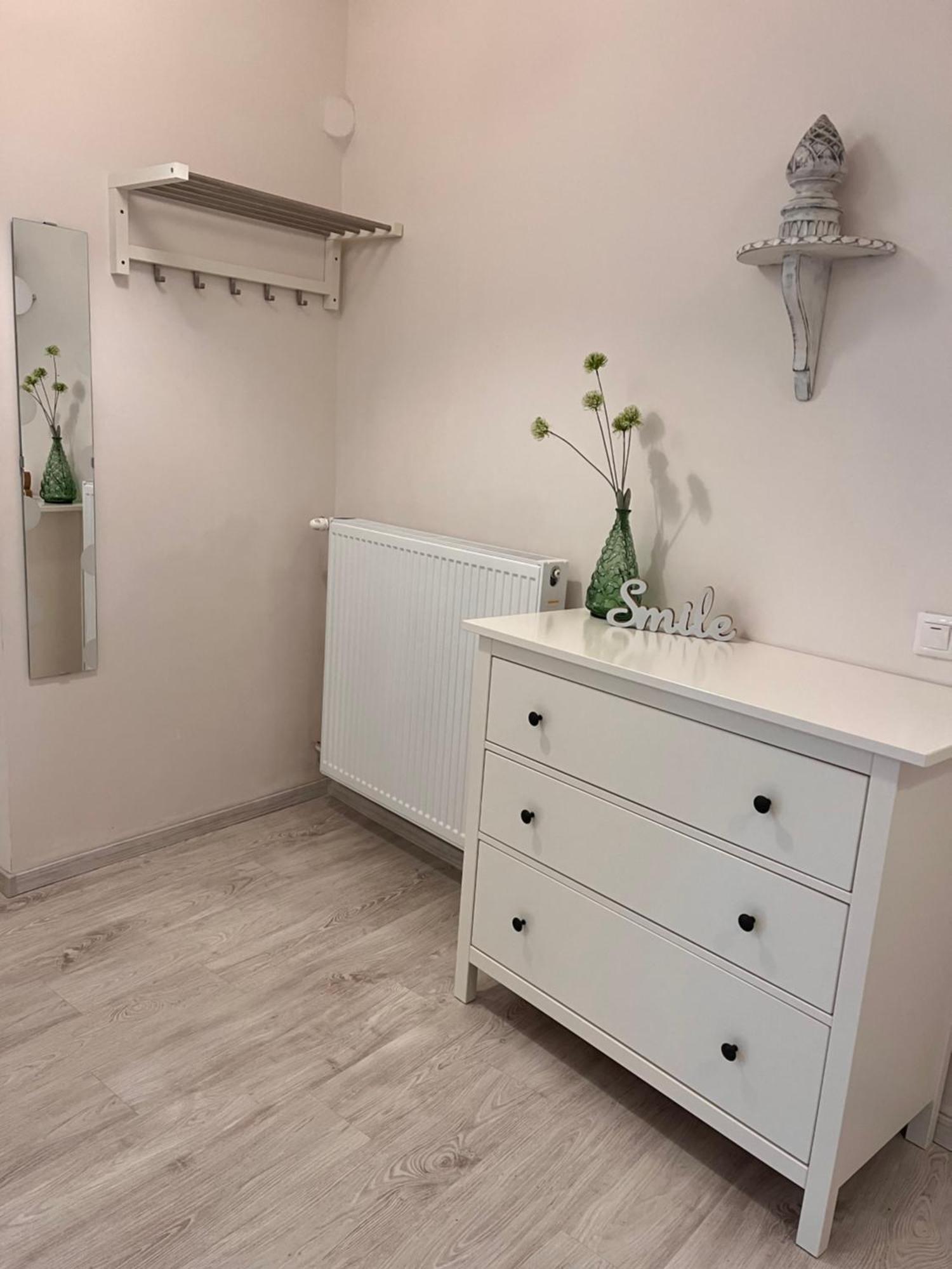 Pacsirta Apartmanhaz 埃格尔 外观 照片